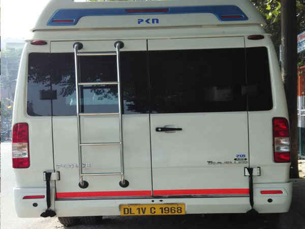 Tempo Traveller, Volvo Bus & Mercedes Benz Bus Rentals Delhi