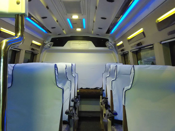 Tempo Traveller, Volvo Bus & Mercedes Benz Bus Rentals Delhi