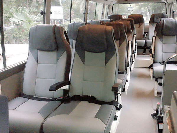 Tempo Traveller, Volvo Bus & Mercedes Benz Bus Rentals Delhi