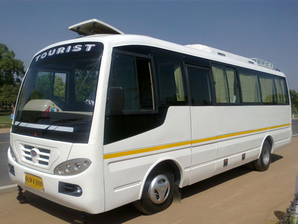 Tempo Traveller, Volvo Bus & Mercedes Benz Bus Rentals Delhi