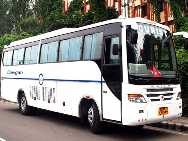 Tempo Traveller, Volvo Bus & Mercedes Benz Bus Rentals Delhi