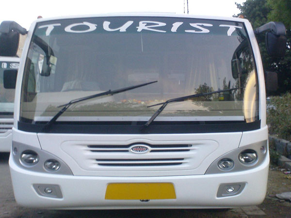 Tempo Traveller, Volvo Bus & Mercedes Benz Bus Rentals Delhi