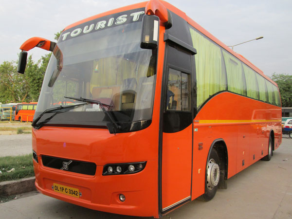 Tempo Traveller, Volvo Bus & Mercedes Benz Bus Rentals Delhi