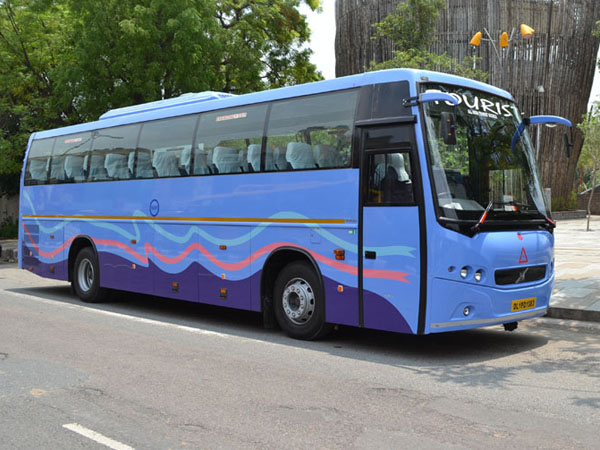 Tempo Traveller, Volvo Bus & Mercedes Benz Bus Rentals Delhi