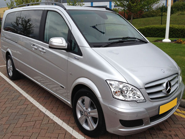 Tempo Traveller, Volvo Bus & Mercedes Benz Bus Rentals Delhi