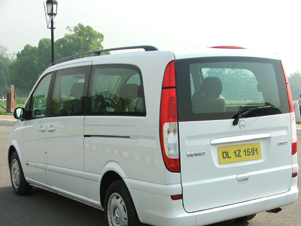 Tempo Traveller, Volvo Bus & Mercedes Benz Bus Rentals Delhi