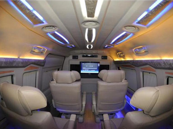 Tempo Traveller, Volvo Bus & Mercedes Benz Bus Rentals Delhi