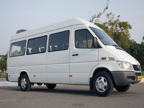 Tempo Traveller, Volvo Bus & Mercedes Benz Bus Rentals Delhi