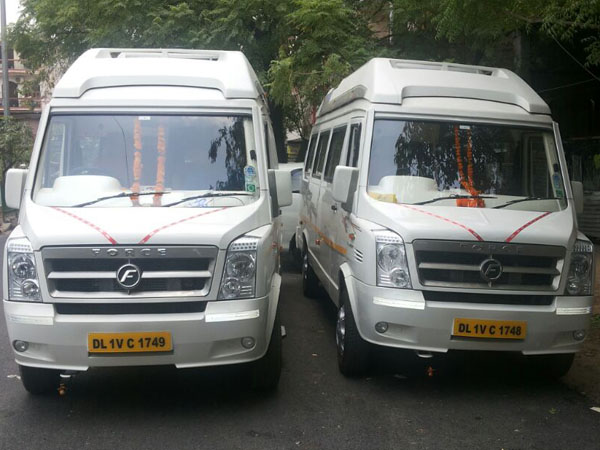 Tempo Traveller, Volvo Bus & Mercedes Benz Bus Rentals Delhi