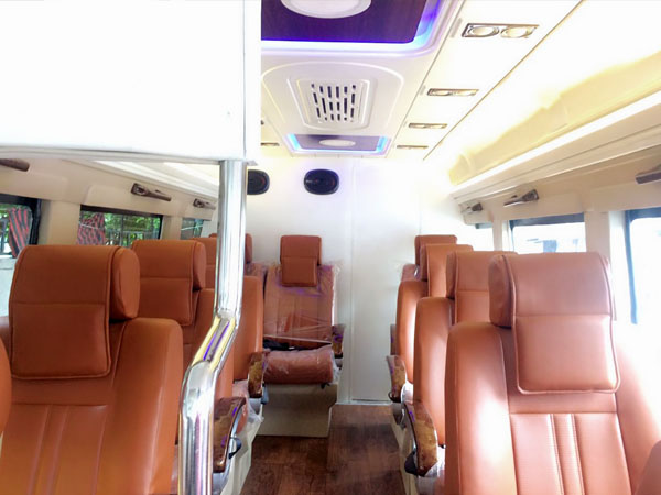 Tempo Traveller, Volvo Bus & Mercedes Benz Bus Rentals Delhi