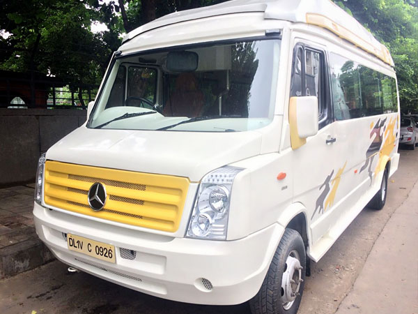 Tempo Traveller, Volvo Bus & Mercedes Benz Bus Rentals Delhi