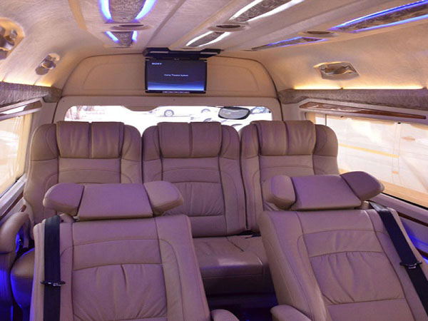 Tempo Traveller, Volvo Bus & Mercedes Benz Bus Rentals Delhi