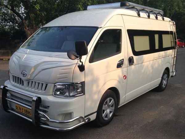 Tempo Traveller, Volvo Bus & Mercedes Benz Bus Rentals Delhi